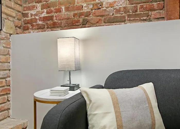 Apartment Perfect - Modern 2br Unit - Barry Gb Chicago