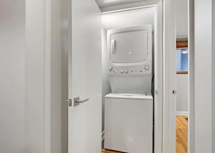 Apartment Perfect - Modern 2br Unit - Barry Gb *